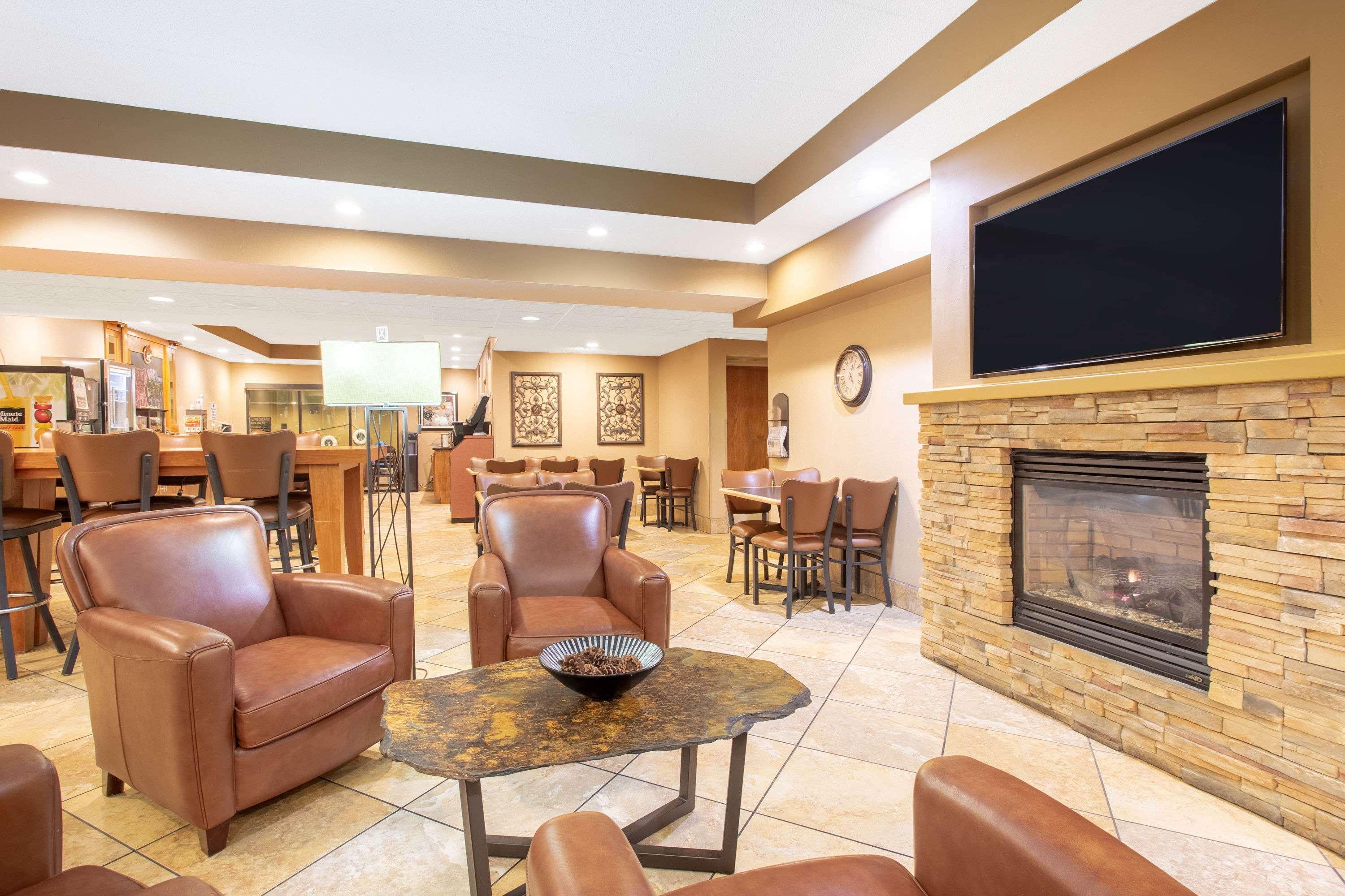Americinn By Wyndham Madison West Екстер'єр фото