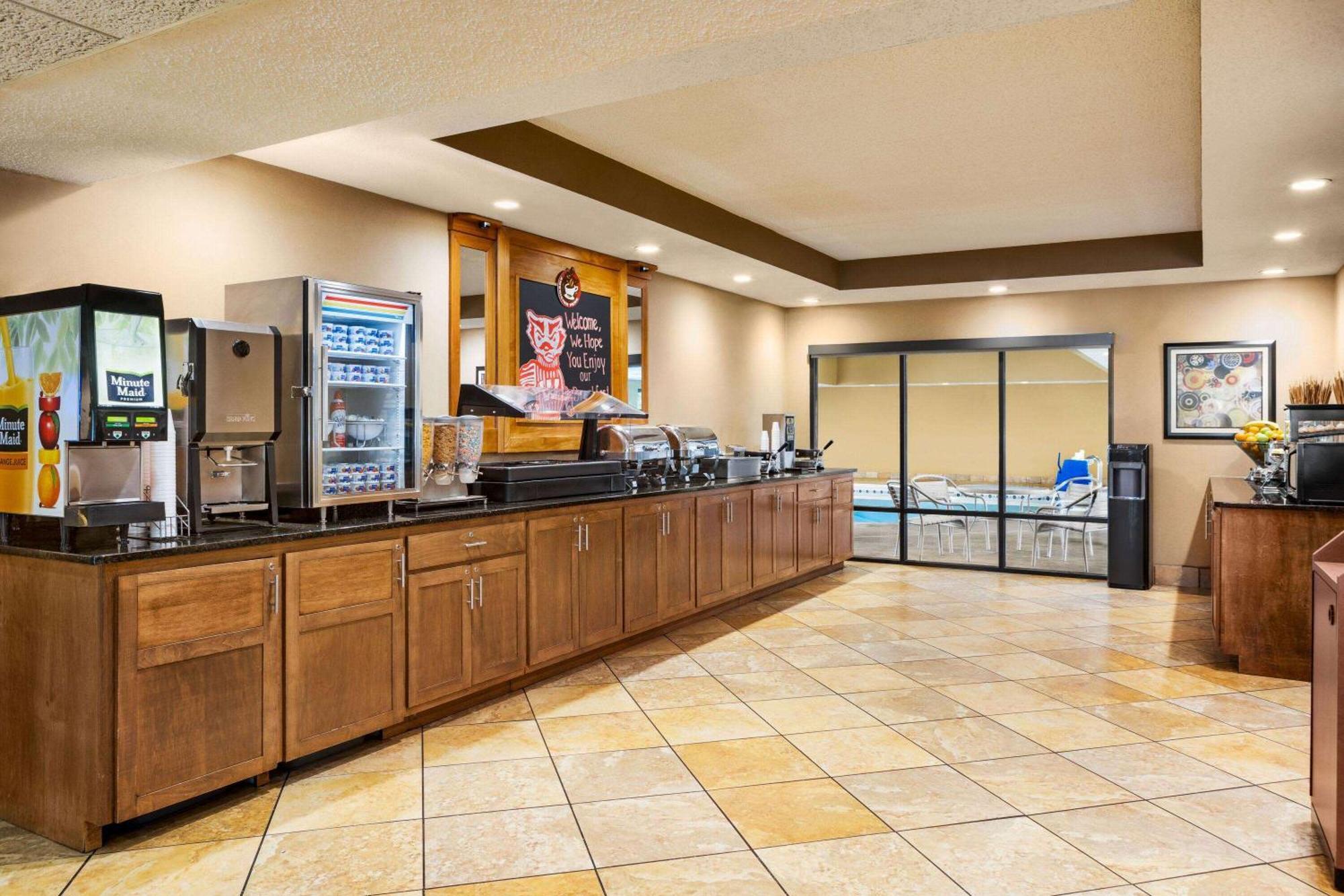 Americinn By Wyndham Madison West Екстер'єр фото