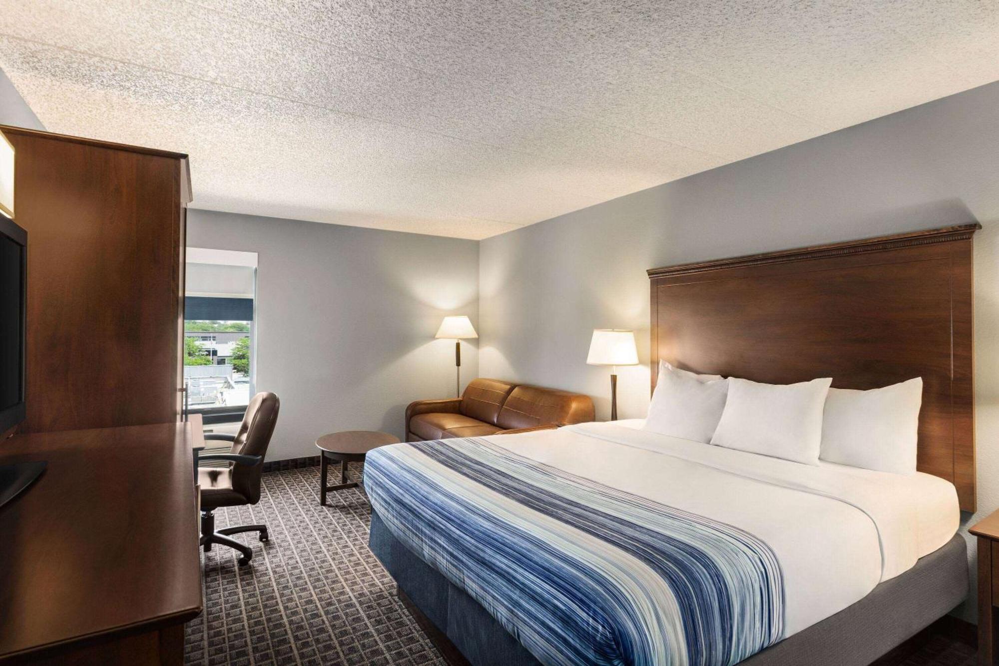 Americinn By Wyndham Madison West Екстер'єр фото