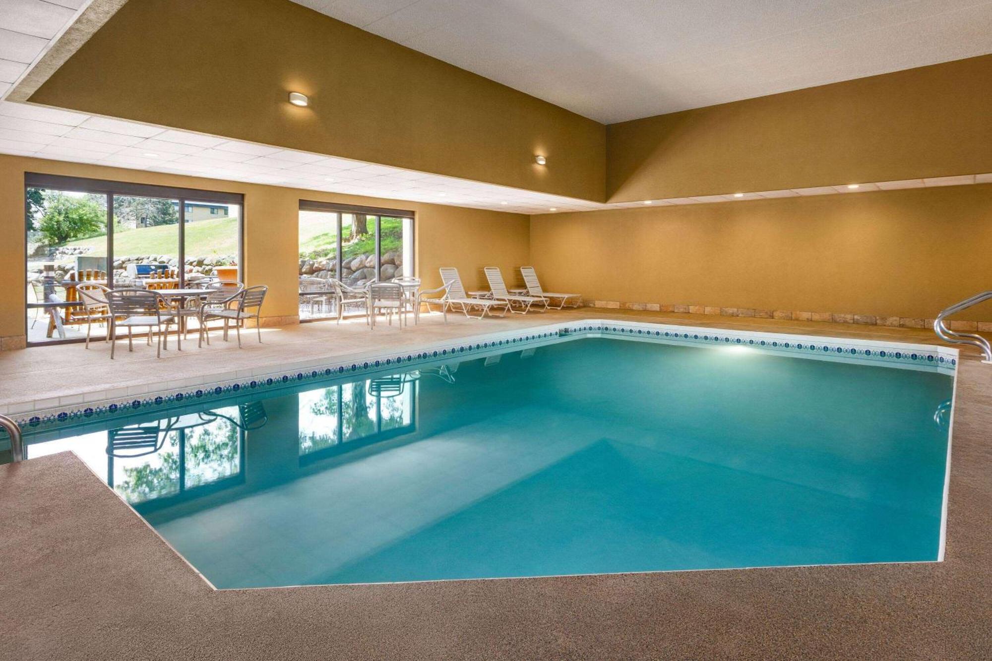 Americinn By Wyndham Madison West Екстер'єр фото