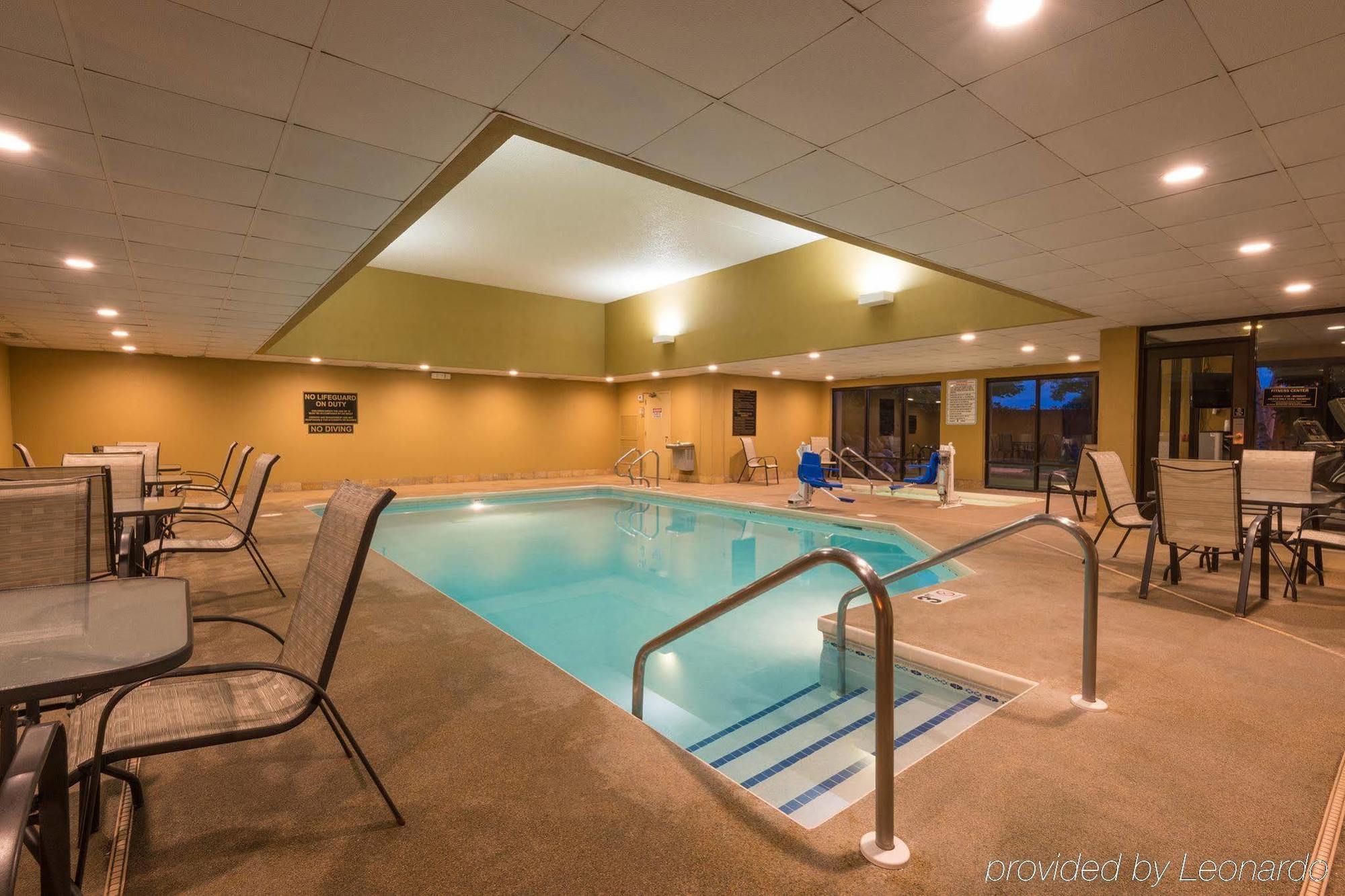 Americinn By Wyndham Madison West Екстер'єр фото